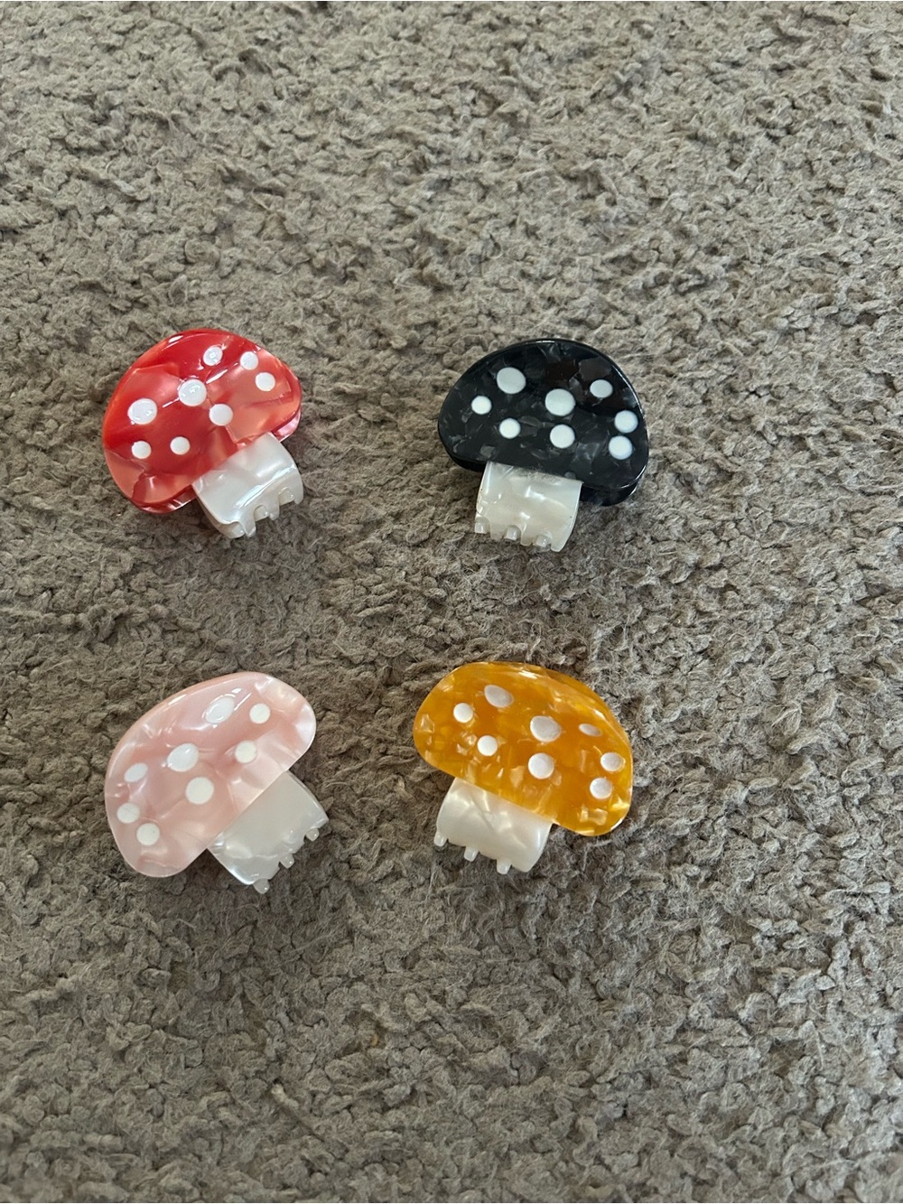 Mushroom Claw Clips - Red, Black, Pink, Amber